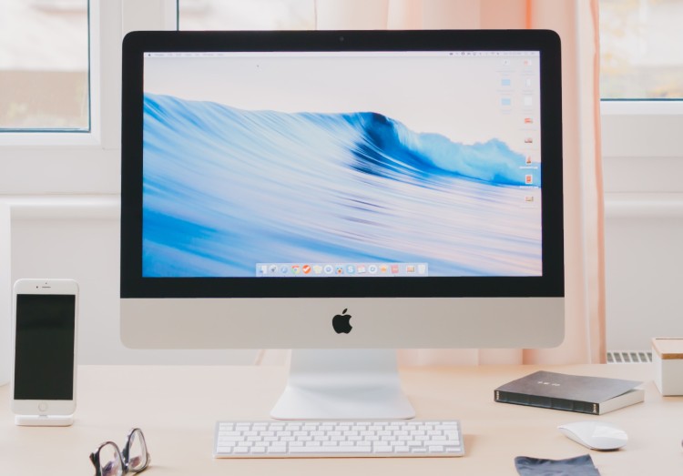 iMac アイマック　デスクトップ　パソコン　PC　大画面　置き型　OSX