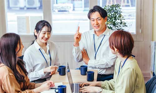 社会人の打ち合わせのイメージ画像