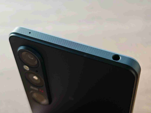 Xperia 1 VIの上面