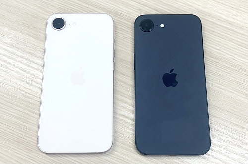iPhone 17eとiPhone 16eのサイズ比較
