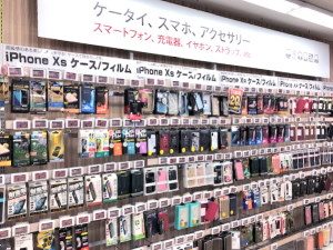 スマホアクセサリーコーナー